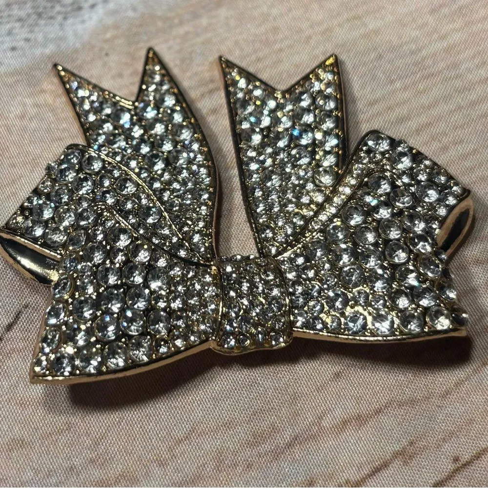 New Metal Gallery Rhinestone Bow Brooch